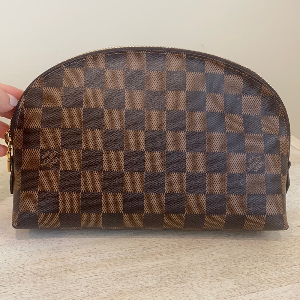 Authentic LOUIS VUITTON Damier Ebene Cosmetic Pouch, Size:OS
